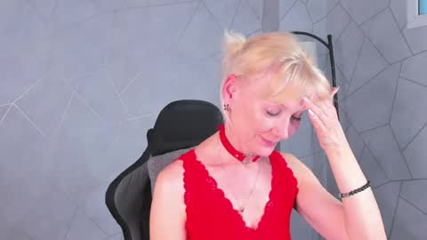Julie Lucasss online show from May 10, 1:07 am