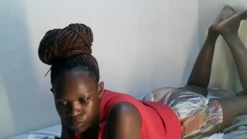 juliebae1 online show from August 5, 12:11 pm