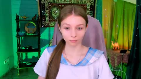 juliedaniel online show from July 8, 8:16 am
