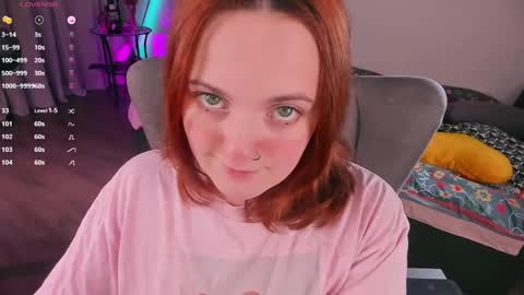 Snapshot of juliet_schoolgirl chatting on February 8, 1:43 am Juliet online show from February 8, 1:43 am