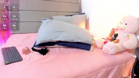 Julieta  online show from February 26, 10:58 am