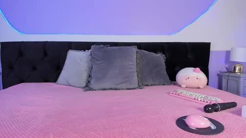 Julieta  online show from October 17, 1:14 pm