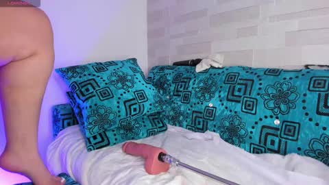 Mitchell  Independent model online show from February 2, 1:26 am