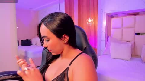     online show from May 7, 11:52 pm