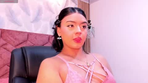 Julieta  online show from May 6, 1:48 pm