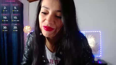 julietacollins06 online show from January 13, 12:24 pm