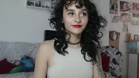 Julieta Jaguar online show from December 2, 3:12 pm