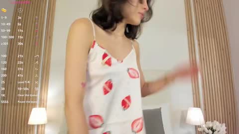 Juliana online show from October 23, 8:15 pm