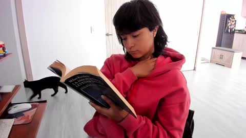 juliethkain online show from February 24, 3:53 pm