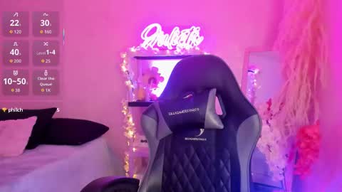 Julieth online show from February 18, 10:20 pm