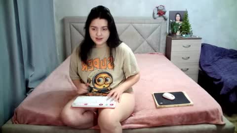 Julietkitty online show from December 19, 4:13 am