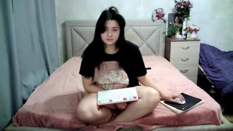 Julietkitty online show from December 9, 4:34 am