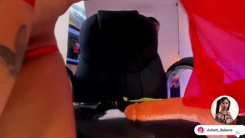 Juliett online show from October 17, 1:31 am