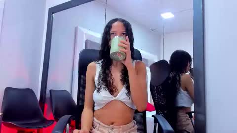 Hi guys It is a pleasure to have you here I am Julieta  online show from September 21, 12:26 pm