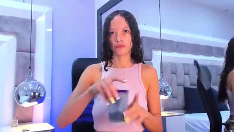 Hi guys It is a pleasure to have you here I am Julieta  online show from October 4, 12:11 pm