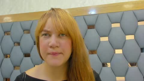 juliette_pretty_ online show from May 16, 7:13 pm