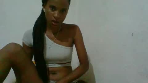 juliexexy online show from February 13, 6:38 pm