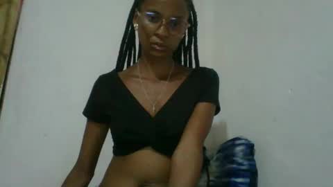 juliexexy online show from February 5, 6:04 pm