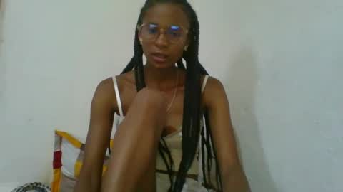 juliexexy online show from February 8, 2:16 pm