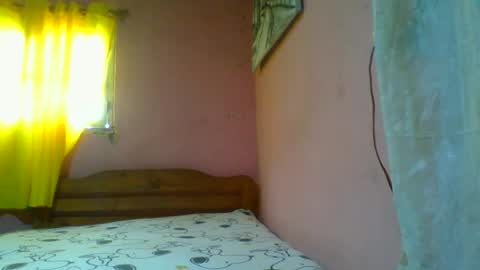 juliexexy online show from January 12, 6:06 am