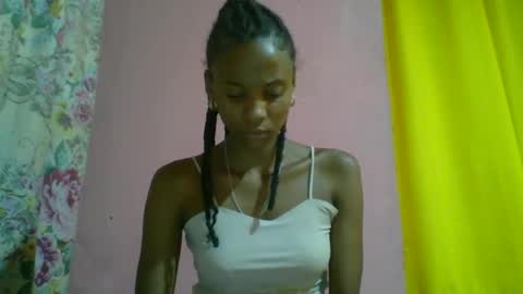 juliexexy online show from January 18, 4:15 am