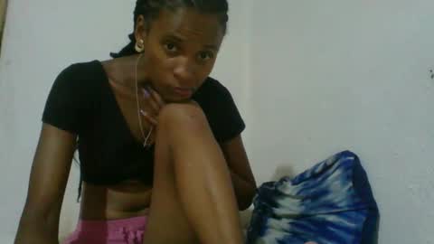 juliexexy online show from February 6, 7:51 pm