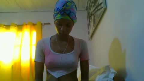 juliexexy online show from March 5, 4:02 am