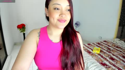 Juline Smith online show from December 3, 12:05 pm