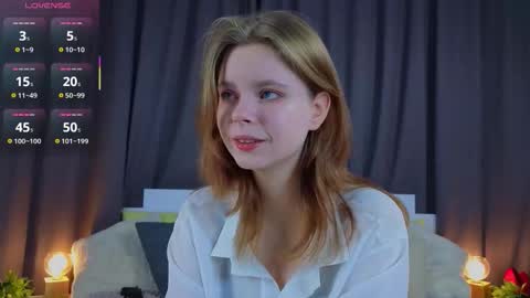 Julie online show from November 1, 4:44 pm