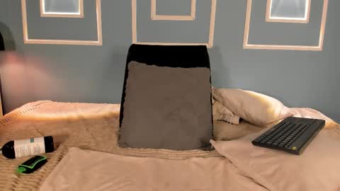 Gaby online show from March 25, 10:45 pm