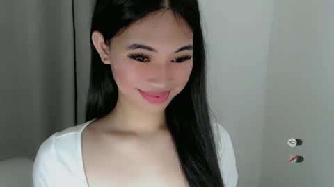 Snapshot of juny_lanyy chatting on February 17, 12:16 pm Julia online show from February 17, 12:16 pm
