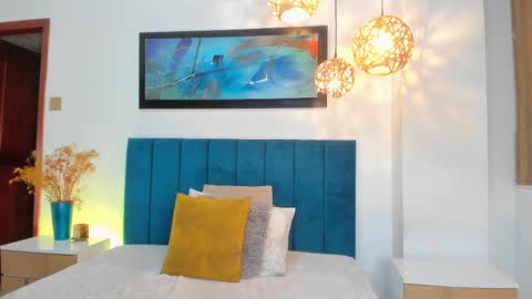 Jupiter Fox online show from March 8, 11:49 pm