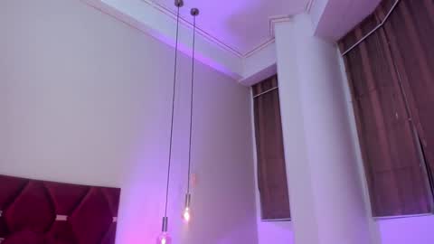 Jupiter Fox online show from February 26, 1:25 am