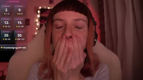 Snapshot of just_busking chatting on December 3, 2:23 am Julia online show from December 3, 2:23 am