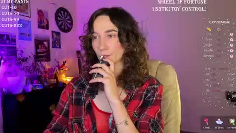 Jessica  I will be here on Tuesday November 26th online show from July 13, 3:24 pm