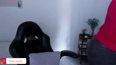 Sofia online show from March 29, 4:06 pm