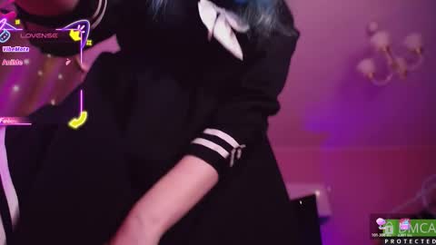 justmeowgirl online show from November 1, 4:38 am