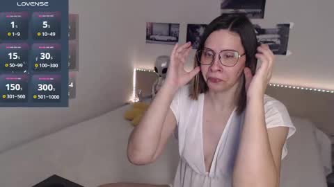 Julie online show from January 5, 5:41 am