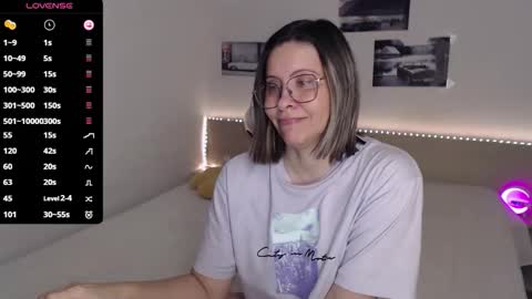 Julie online show from January 16, 5:47 am