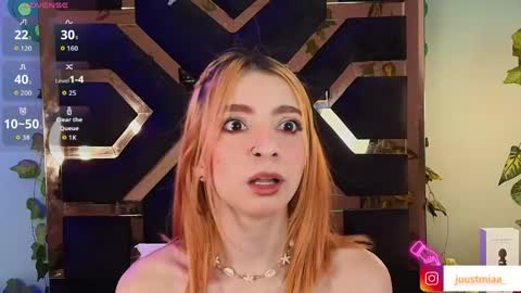 Mia online show from May 21, 3:37 am
