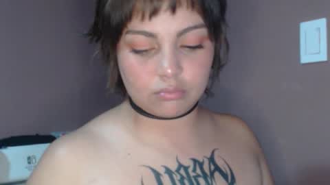 justyenna online show from March 30, 6:35 am