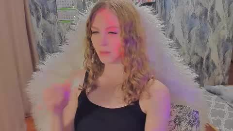 Juxsy online show from November 21, 3:25 pm