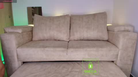 Kayli online show from May 2, 2:37 am