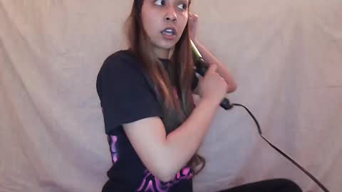 Snapshot of kaelagreen chatting on February 26, 3:35 am kaelagreen online show from February 26, 3:35 am