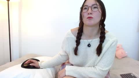 ChloeIndependient model online show from May 20, 3:42 pm
