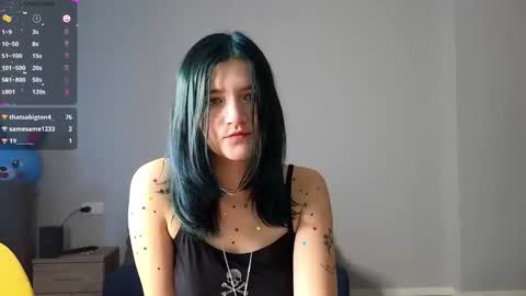 kai_and_gerda636 online show from September 24, 2:05 pm