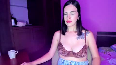 kaiahlive online show from June 27, 12:56 am