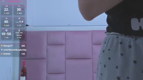 kelly online show from January 7, 6:00 pm