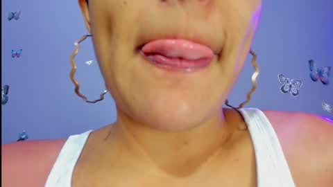 kaira_mosse_ online show from November 12, 11:08 am