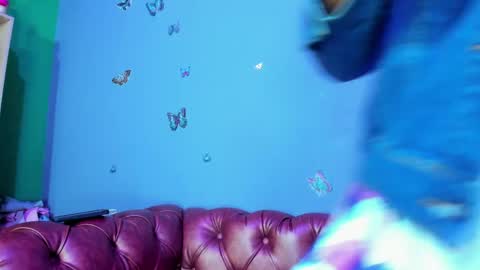 kaira_mosse_ online show from May 19, 11:39 am